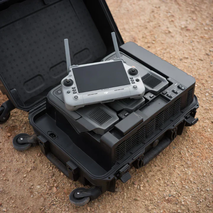 DJI BS100 Intelligent Battery Station - Image 3