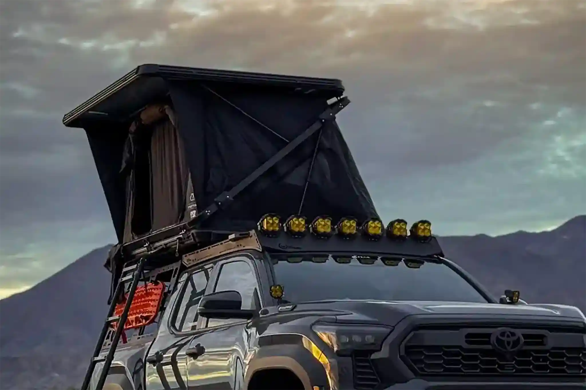 Freespirit Recreation Evolution V3 XL - Rooftop Tent - Image 4