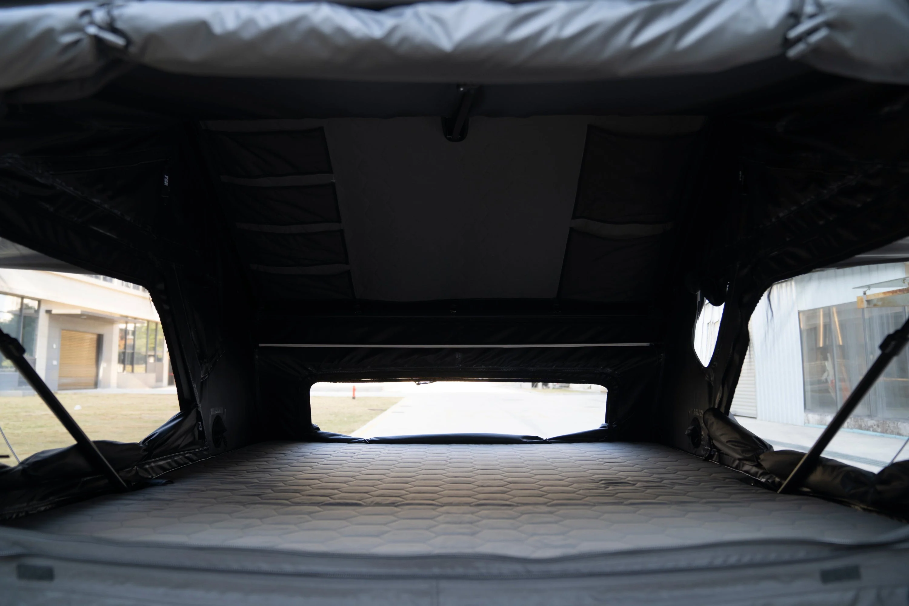 Freespirit Recreation Kali King - Rooftop tent - Image 11
