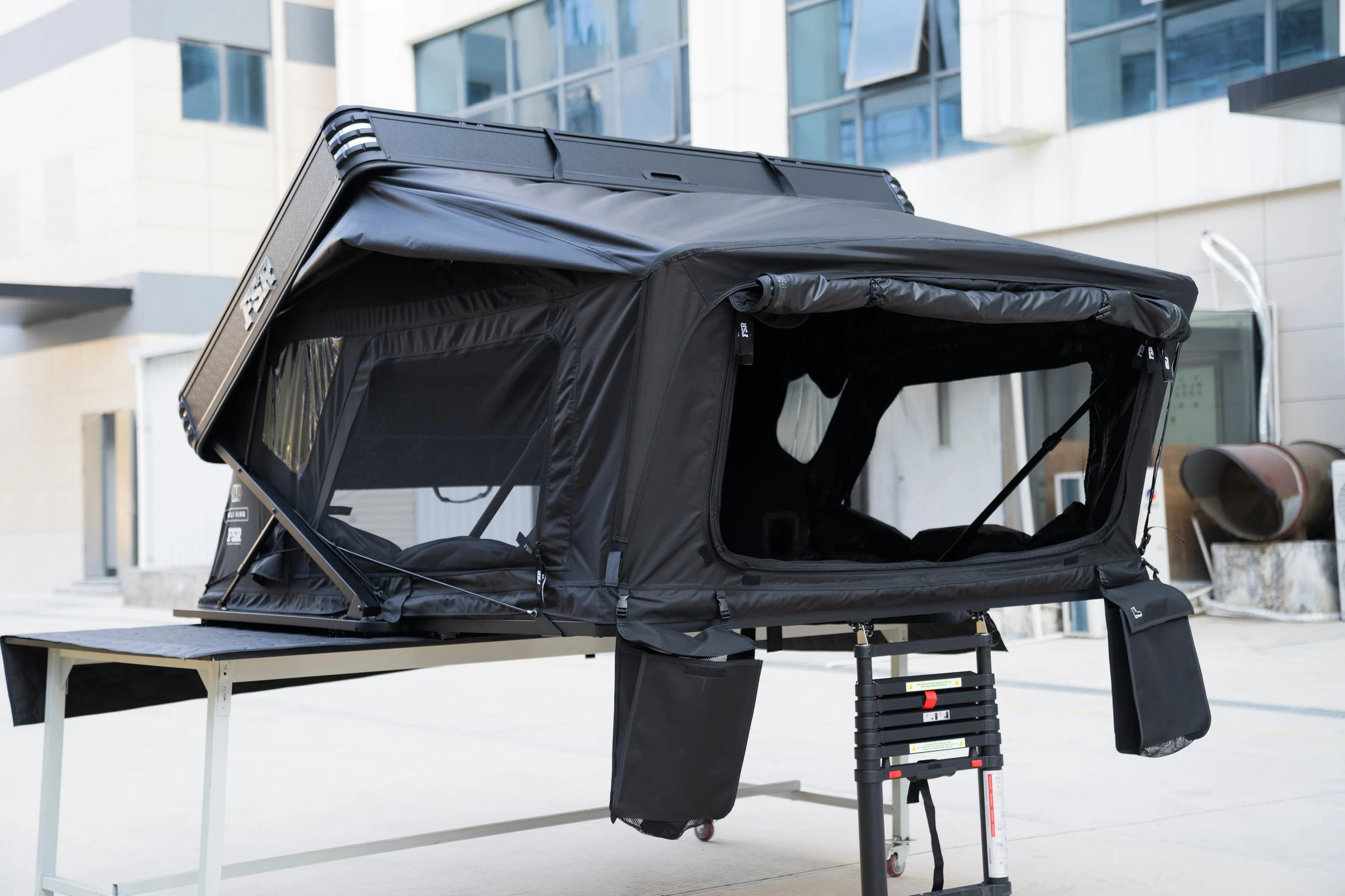 Freespirit Recreation Kali King - Rooftop tent - Image 19