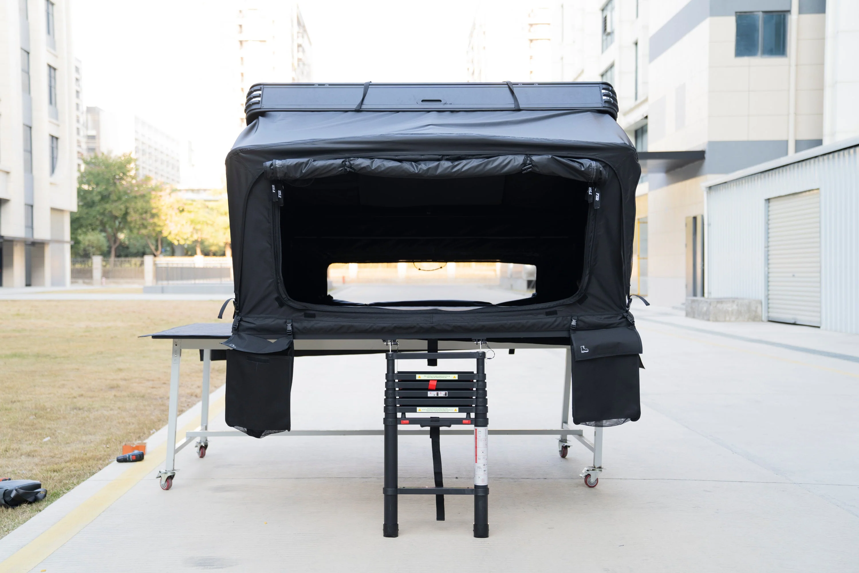 Freespirit Recreation Kali King - Rooftop tent - Image 20