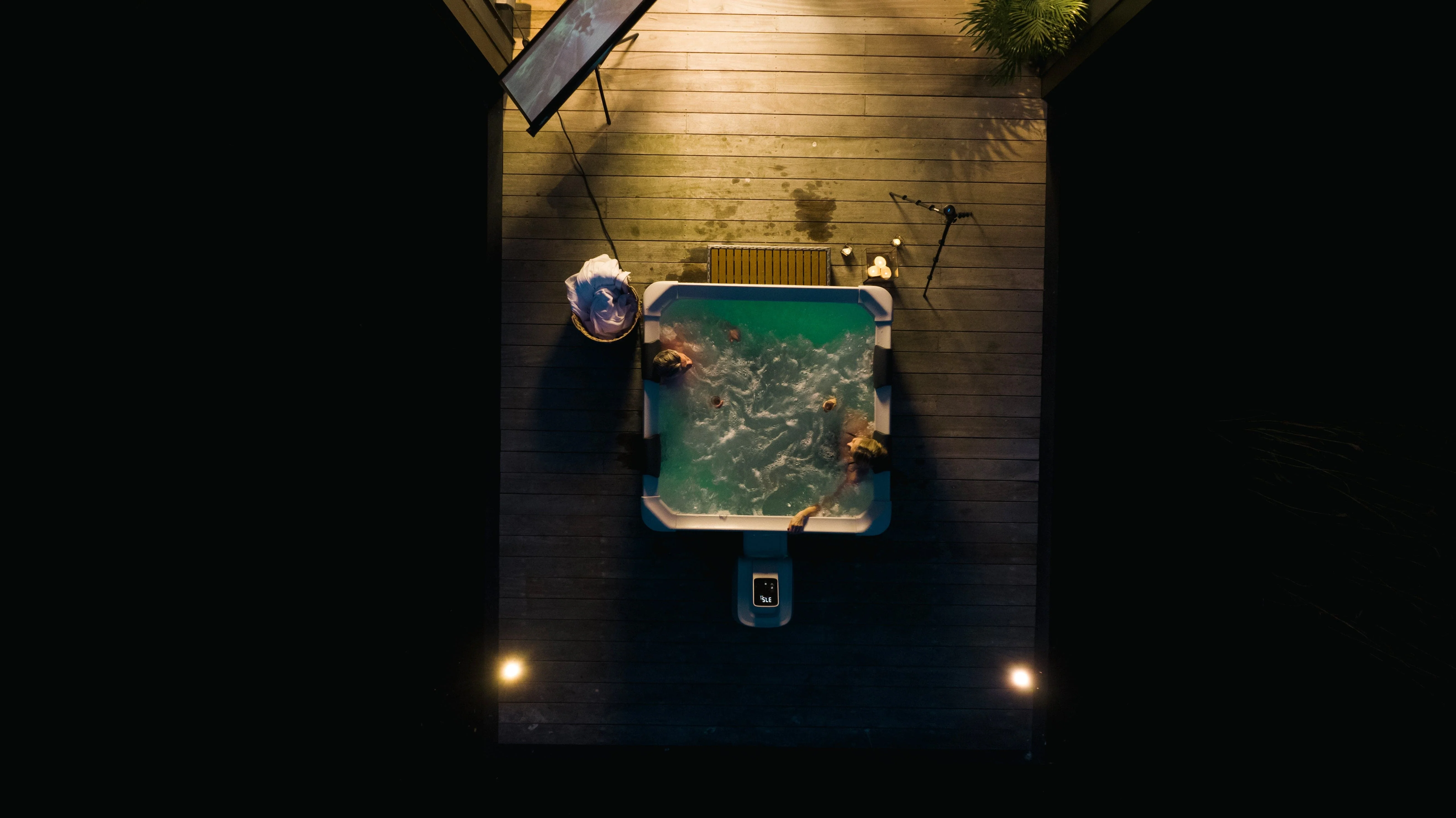 MSpa Oslo - Frame Series Hot Tub | 6 Person - Image 8
