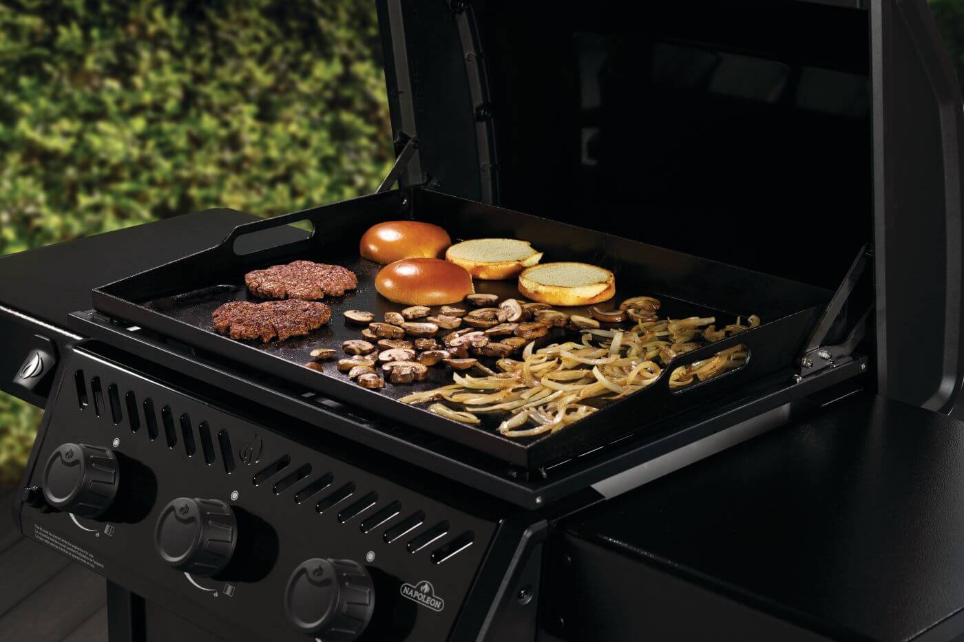 Napoleon Freestyle 24 Inch Pre-seasoned Non-Stick Griddle - Image 8