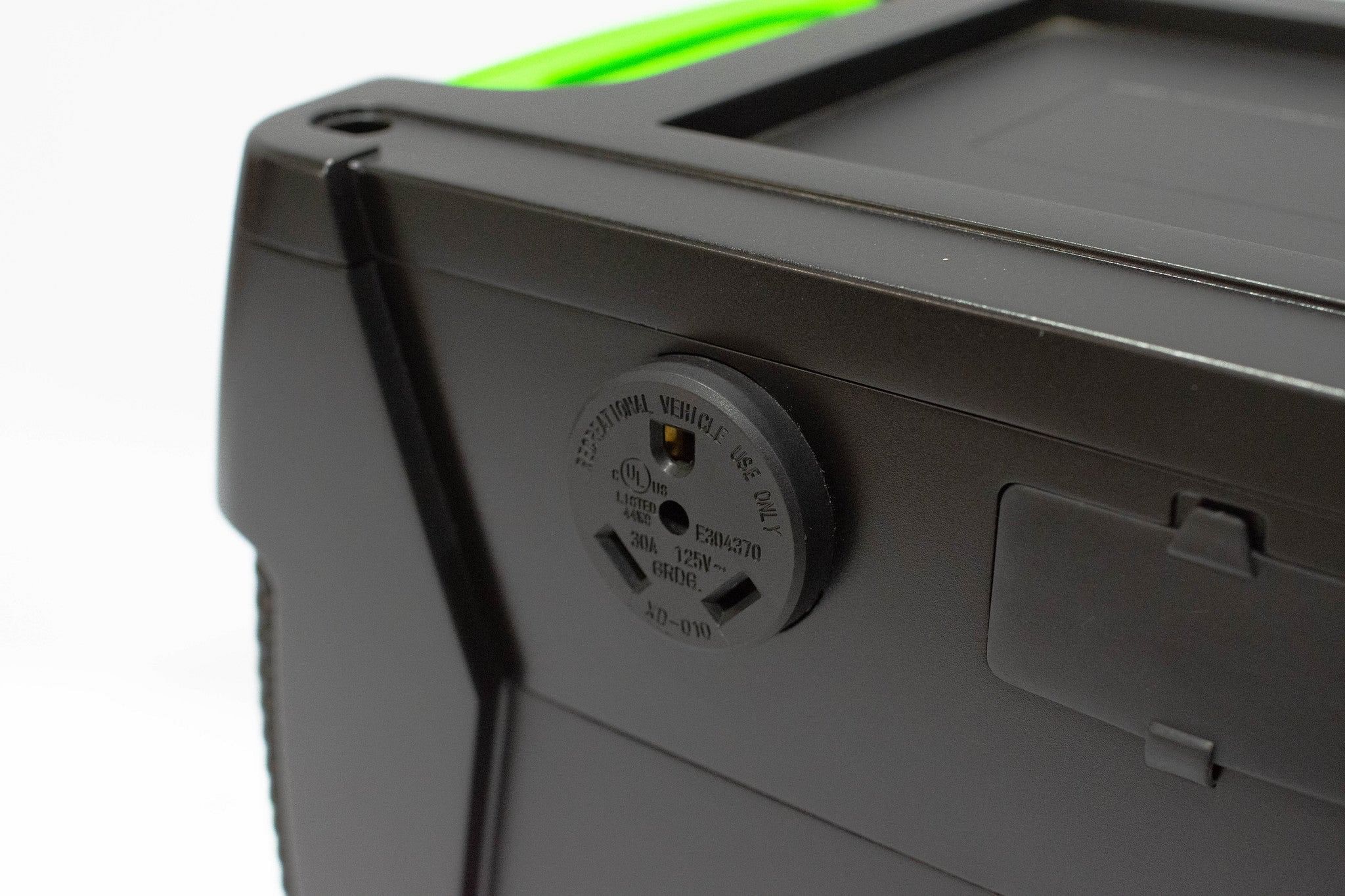 Nature's Generator Elite 3600W Solar Generator - Image 4