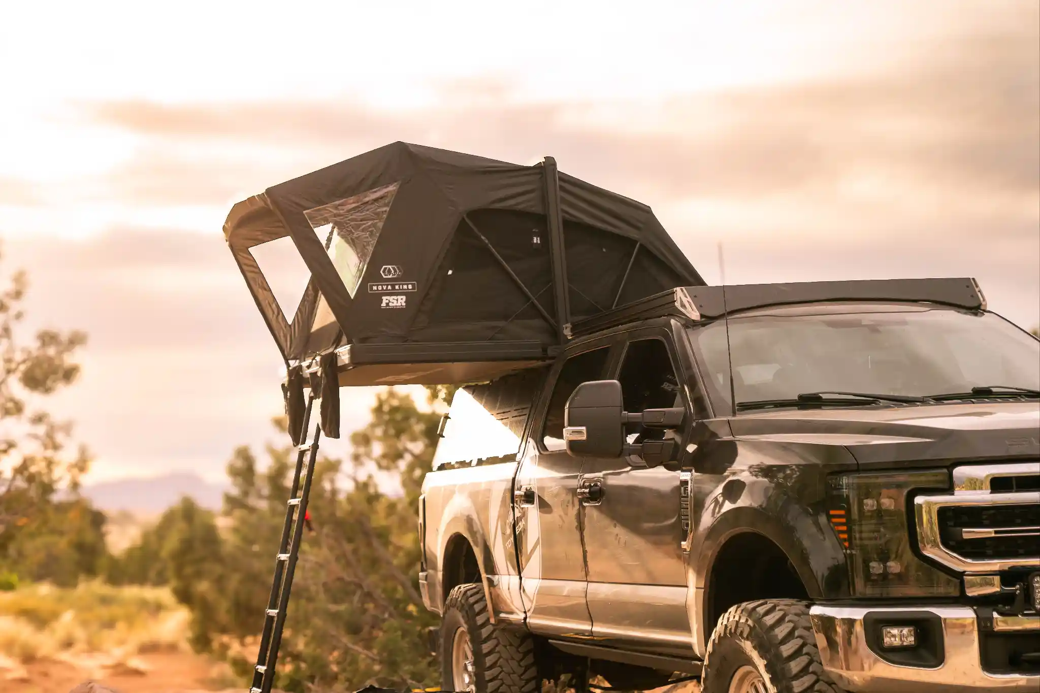 Freespirit Recreation Nova King - Rooftop Tent - Image 3