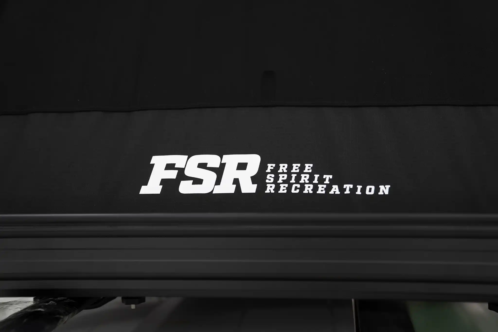 Freespirit Recreation Nova Standard - Rooftop Tent - Image 12